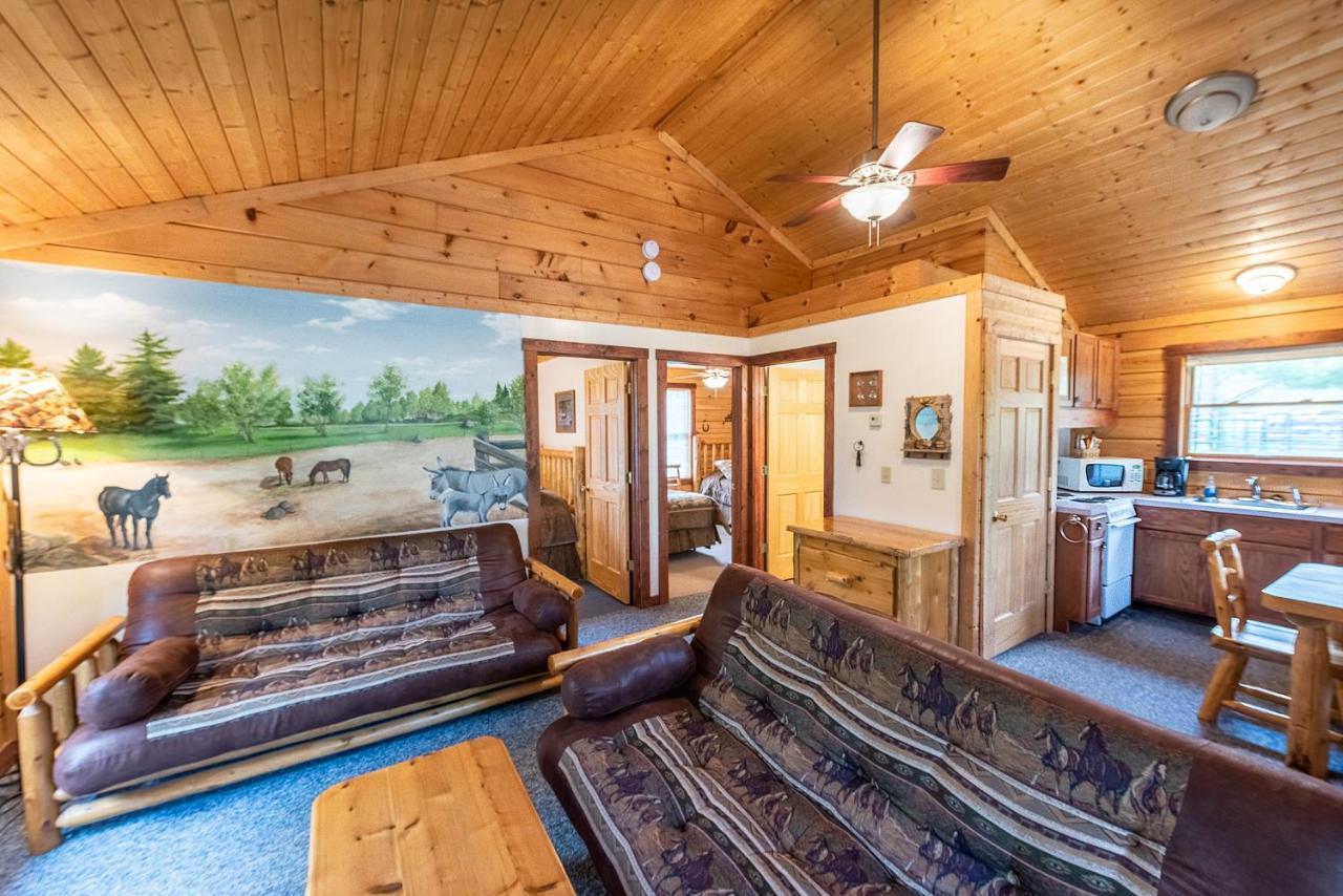 Hotel Spur Of The Moment Ranch Mountain Esterno foto